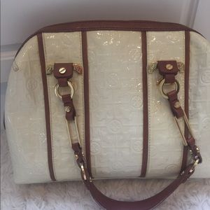 Tory Burch Embossed shoulder bag